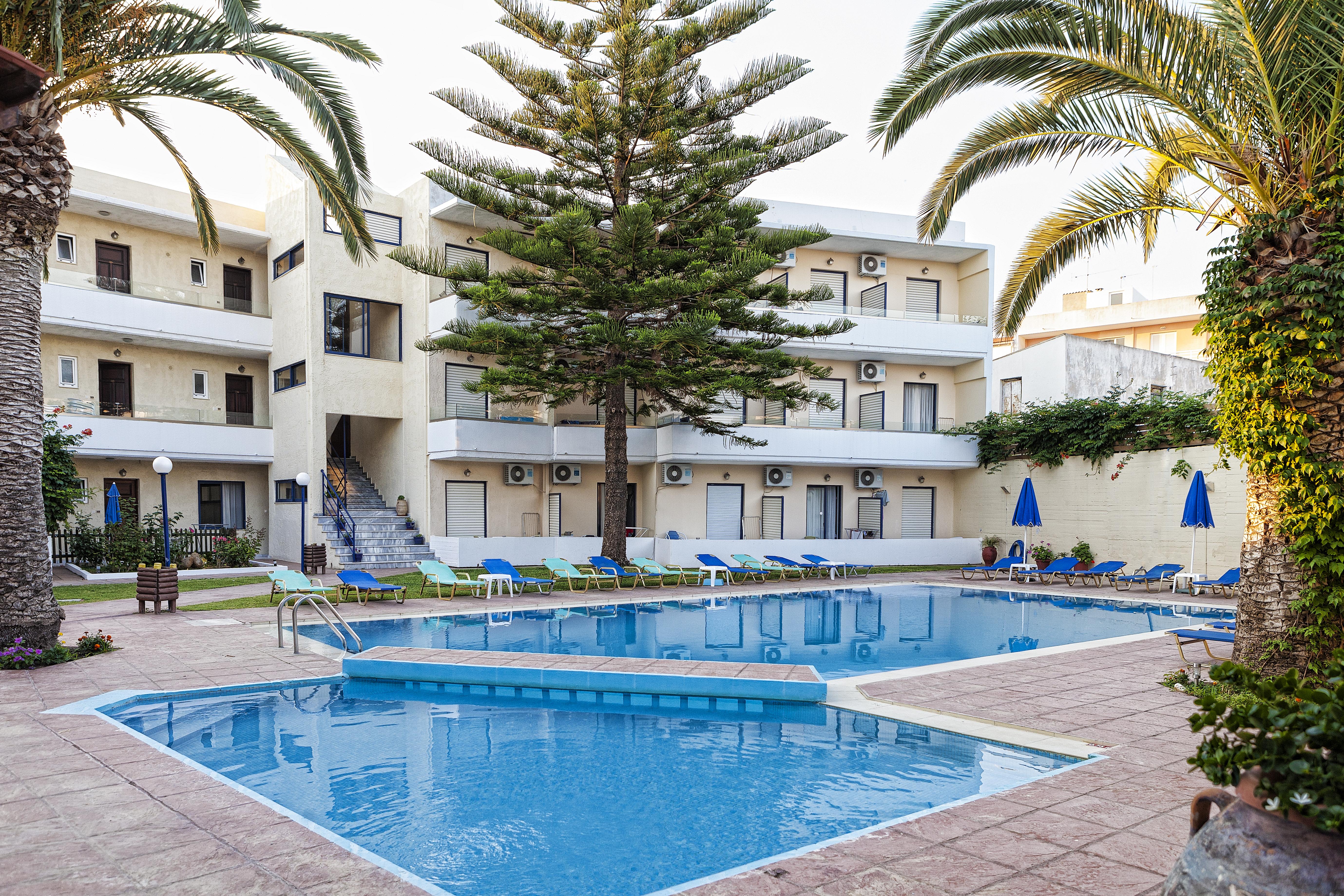 Cretan Sun Aparthotel Adelianos Kampos Bagian luar foto