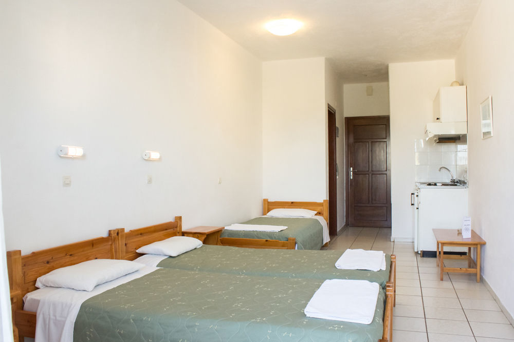 Cretan Sun Aparthotel Adelianos Kampos Bagian luar foto